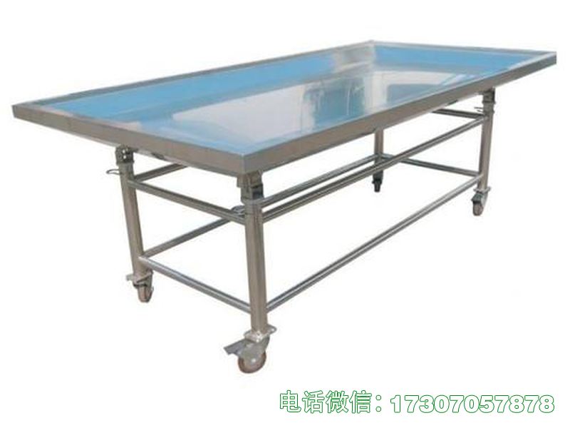 遗体推车是殡葬通用型遗体转运便捷推车，采用不锈钢材质打造，结构简洁、操作便捷，承重强、移动灵活，易清洁耐腐蚀，适配各类殡葬场地，可安全高效完成遗体短途转运，符合殡葬行业作业标准。